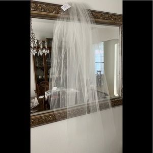 Bel Aire Bridal Ivory Wedding Veil 41”